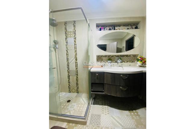 Casas, Venta, Paseo de los Almendros - $660.000.000