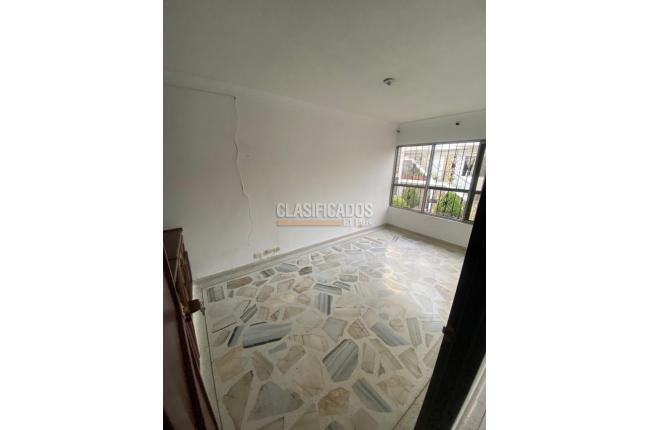 Casas, Alquiler, Departamental - $4.000.000