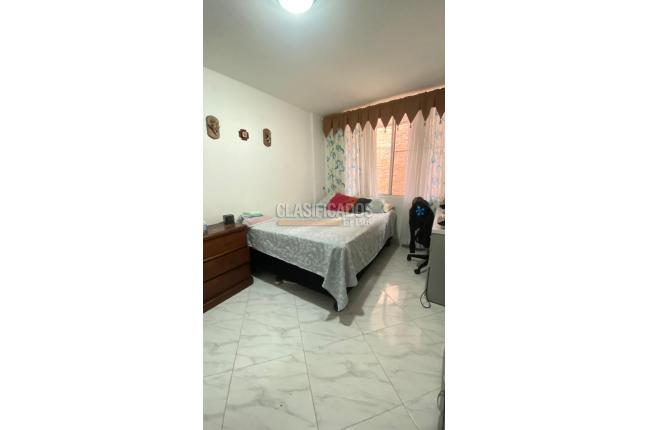 Apartamentos, Venta, Primero de Mayo - $242.000.000