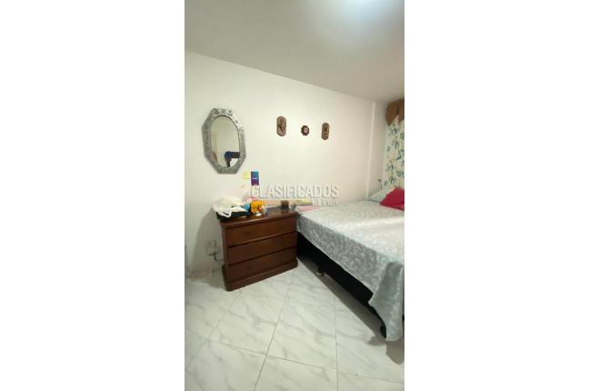 Apartamentos, Venta, Primero de Mayo - $242.000.000