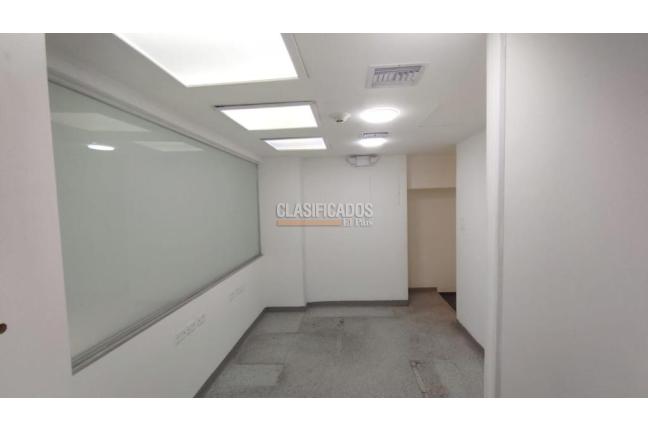 Locales y Bodegas, Venta, Chipichape - $2.100.000.000