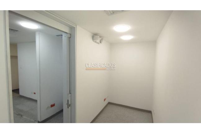 Locales y Bodegas, Venta, Chipichape - $2.100.000.000