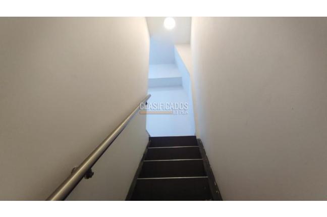 Locales y Bodegas, Venta, Chipichape - $2.100.000.000