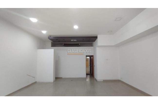 Locales y Bodegas, Venta, Chipichape - $2.100.000.000