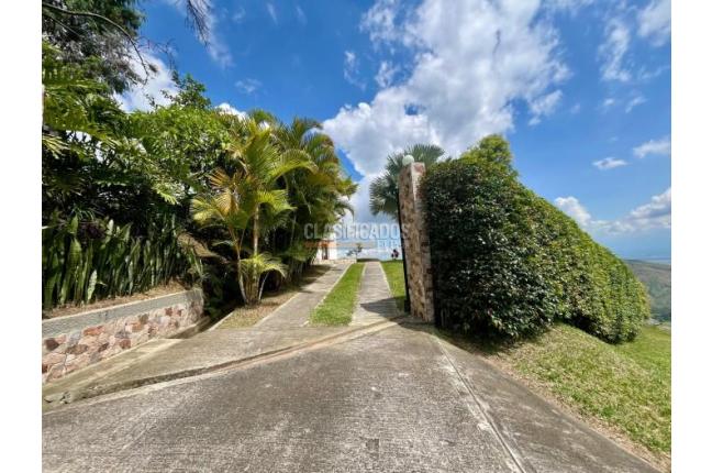 Casas, Venta, Yumbo - $2.500.000.000