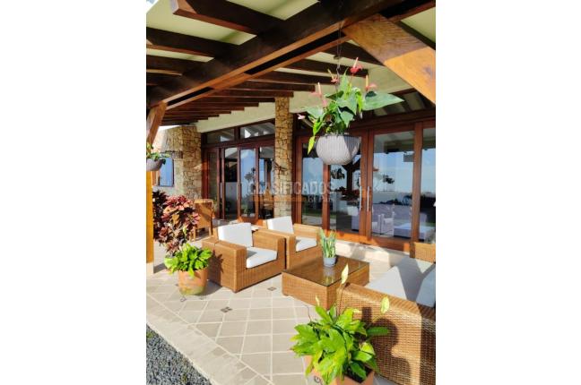 Casas, Venta, Yumbo - $2.500.000.000