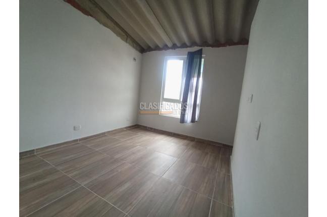 Casas, Alquiler, Candelaria - $650.000