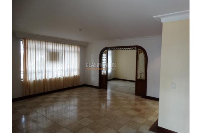 Casas, Venta, Prados del Norte - $690.000.000