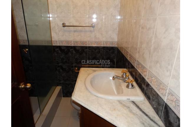 Casas, Venta, Prados del Norte - $690.000.000