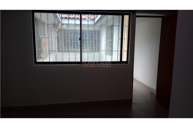 Apartaestudios, Alquiler, El Limonar - $900.000