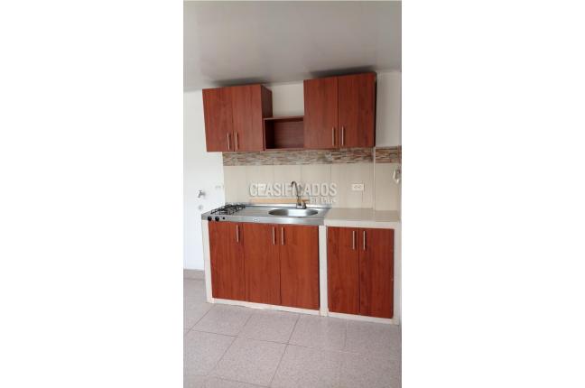 Apartaestudios, Alquiler, El Limonar - $900.000