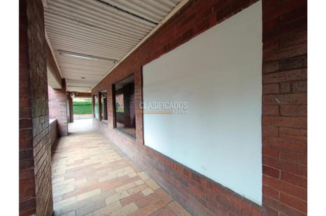 Locales y Bodegas, Alquiler en Gran Limonar