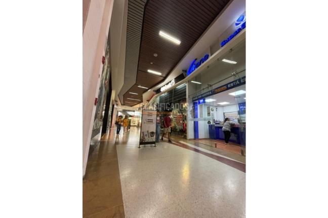 Locales y Bodegas, Alquiler, El Ingenio - $12.000.000