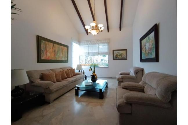 Casas, Venta en Bosques del Limonar