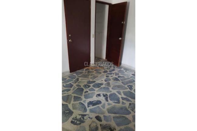 Casas, Alquiler, Prados del Norte - $7.000.000