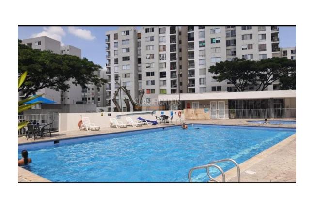 Apartamentos, Venta en Yumbo