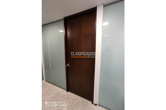 Oficinas y Consultorios, Alquiler en Ed. Bolsa Occidente