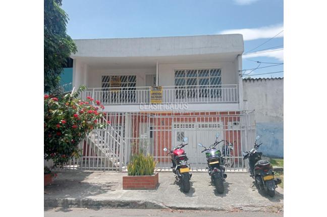 Apartamentos, Alquiler, El Trébol - $1.350.000