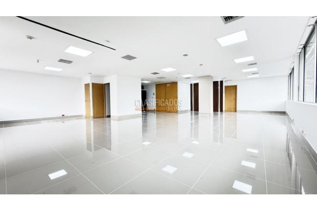 Oficinas y Consultorios, Alquiler en Santa Mónica Central