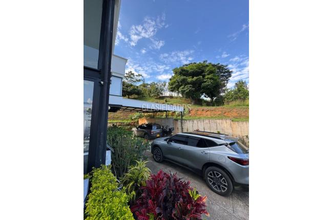 Casas, Venta, Yumbo - $1.700.000.000