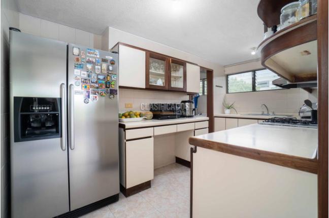 Apartamentos, Venta, Multicentro - $610.000.000