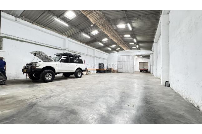 Locales y Bodegas, Alquiler, San Vicente - $10.000.000