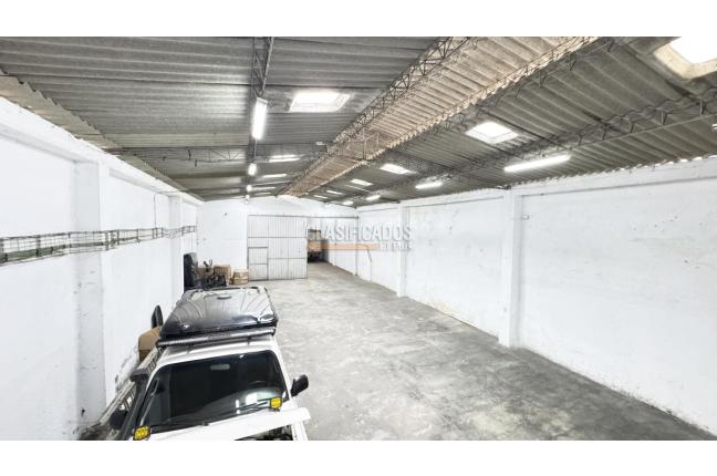 Locales y Bodegas, Alquiler, San Vicente - $10.000.000