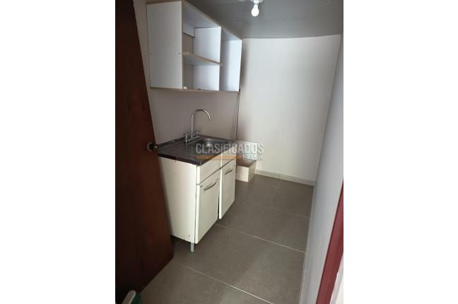 Locales y Bodegas, Alquiler, Ciudad Jardín - $3.500.000