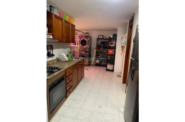 Apartamentos, Venta, La Flora - $392.000.000