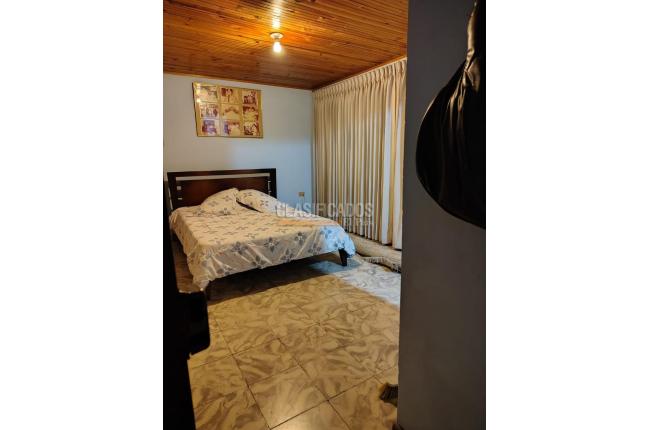 Casas, Alquiler, La Selva - $1.800.000