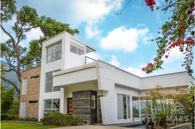 Casas, Alquiler en Yumbo