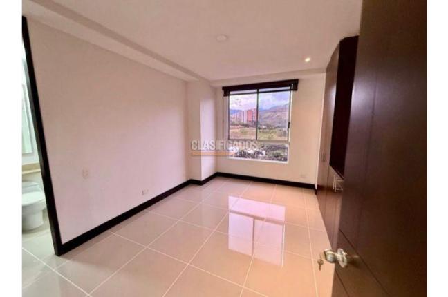 Apartamentos, Venta, Aguacatal - $1.400.000.000
