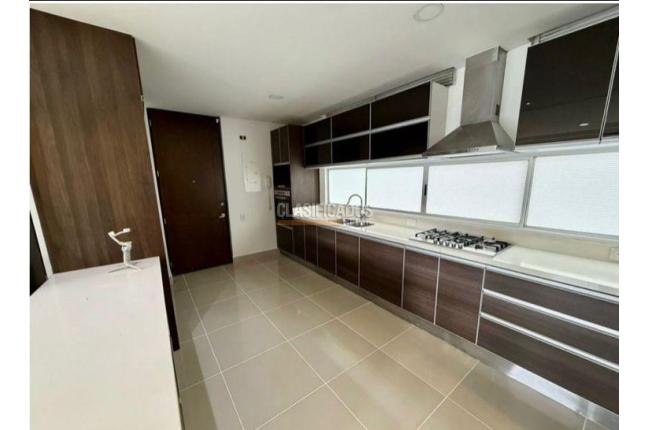 Apartamentos, Venta, Aguacatal - $1.400.000.000