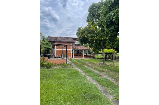 Fincas y Casas Campestres, Venta, El Cerrito - $1.000.000.000