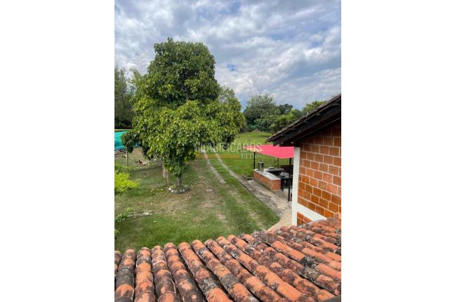 Fincas y Casas Campestres, Venta, El Cerrito - $1.000.000.000