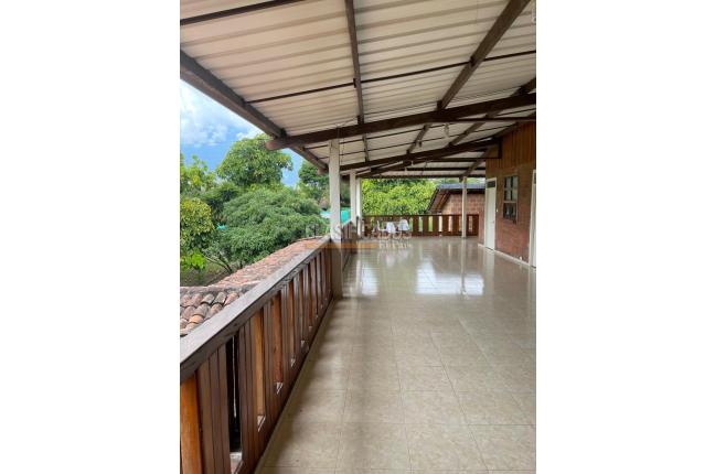 Fincas y Casas Campestres, Venta, El Cerrito - $1.000.000.000