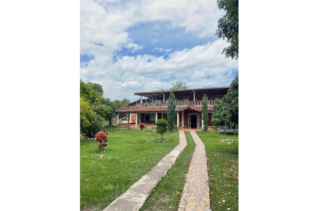 Fincas y Casas Campestres, Venta, El Cerrito - $1.000.000.000