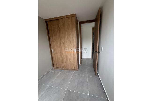 Apartamentos, Venta, Aguacatal - $240.000.000