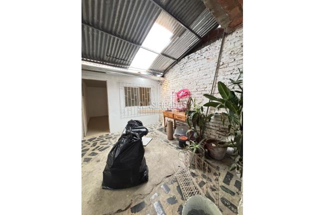 Casas, Venta, Marroquín - $240.000.000.000