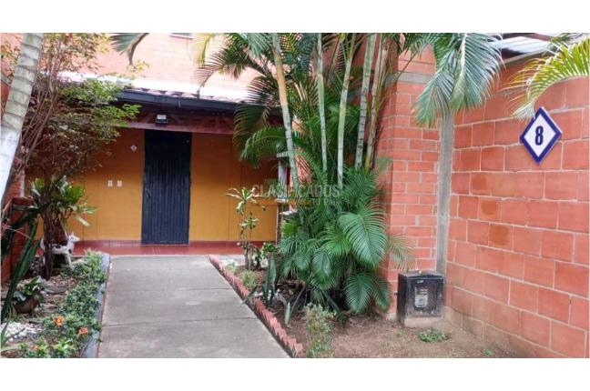 Casas, Venta, Villa del Sol - $290.000.000