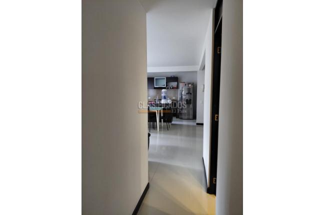 Apartamentos, Venta, La Flora - $475.000.000