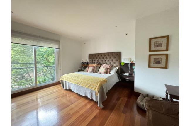 Apartamentos, Venta, Aguacatal - $1.400.000.000