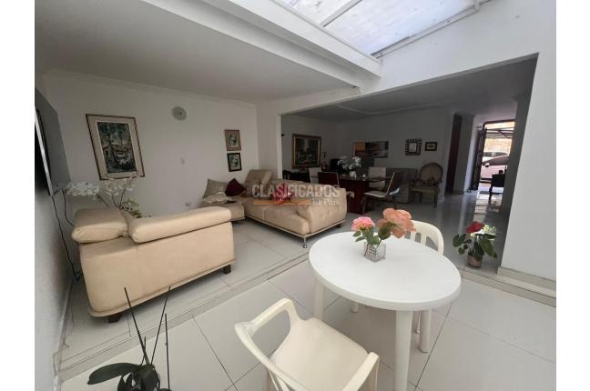 Casas, Venta en Valle del Lili