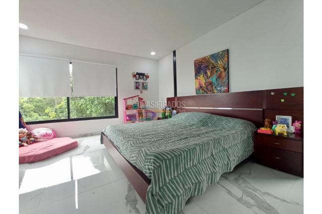 Casas, Venta, Yumbo - $1.700.000.000