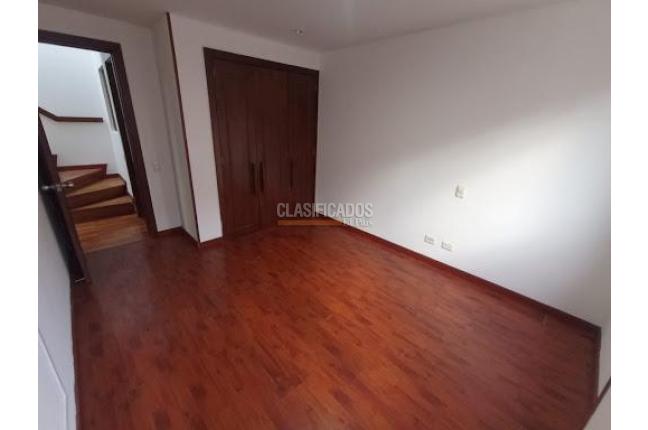 Casas, Venta, Bogotá - $700.000.000