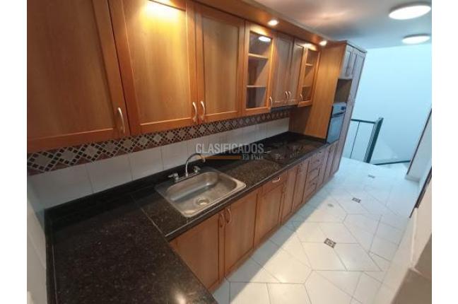 Casas, Venta, Bogotá - $700.000.000