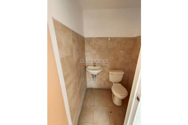 Locales y Bodegas, Alquiler, Camino Real - $2.200.000