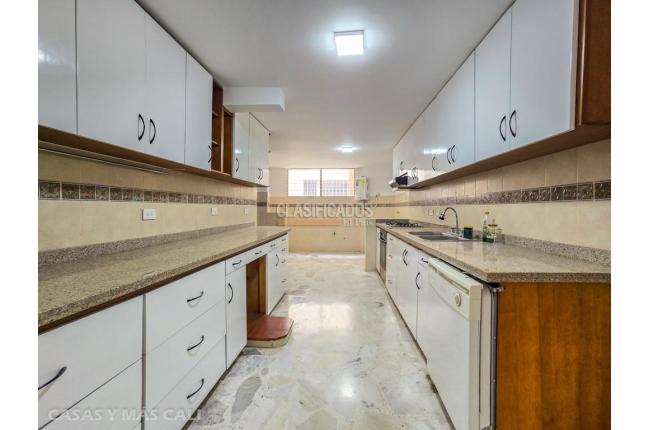 Apartamentos, Venta en Santa Teresita