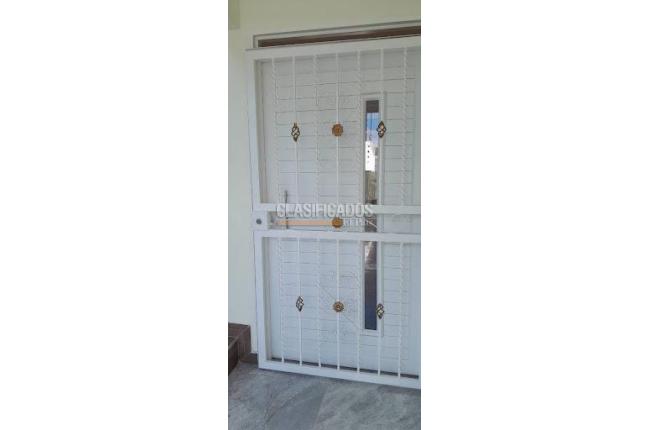 Casas, Alquiler, Prados del Norte - $2.200.000