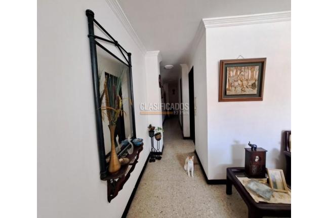 Apartamentos, Venta, Versalles - $300.000.000